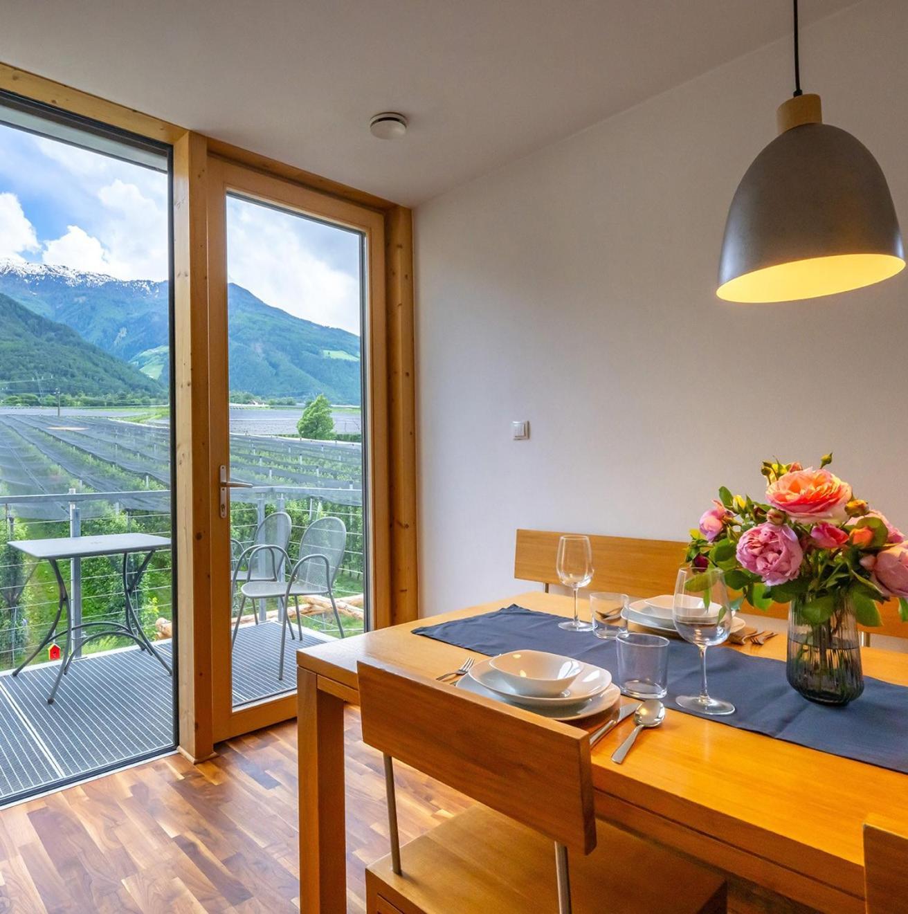 Biohof Gala Apartment Naturns Ngoại thất bức ảnh